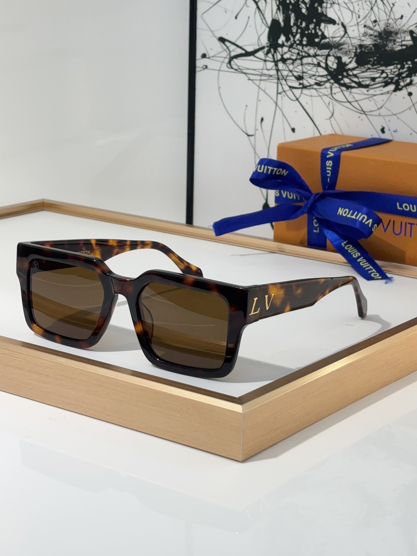 Louis Vuitton Z2360E Square Acetate Sunglasses