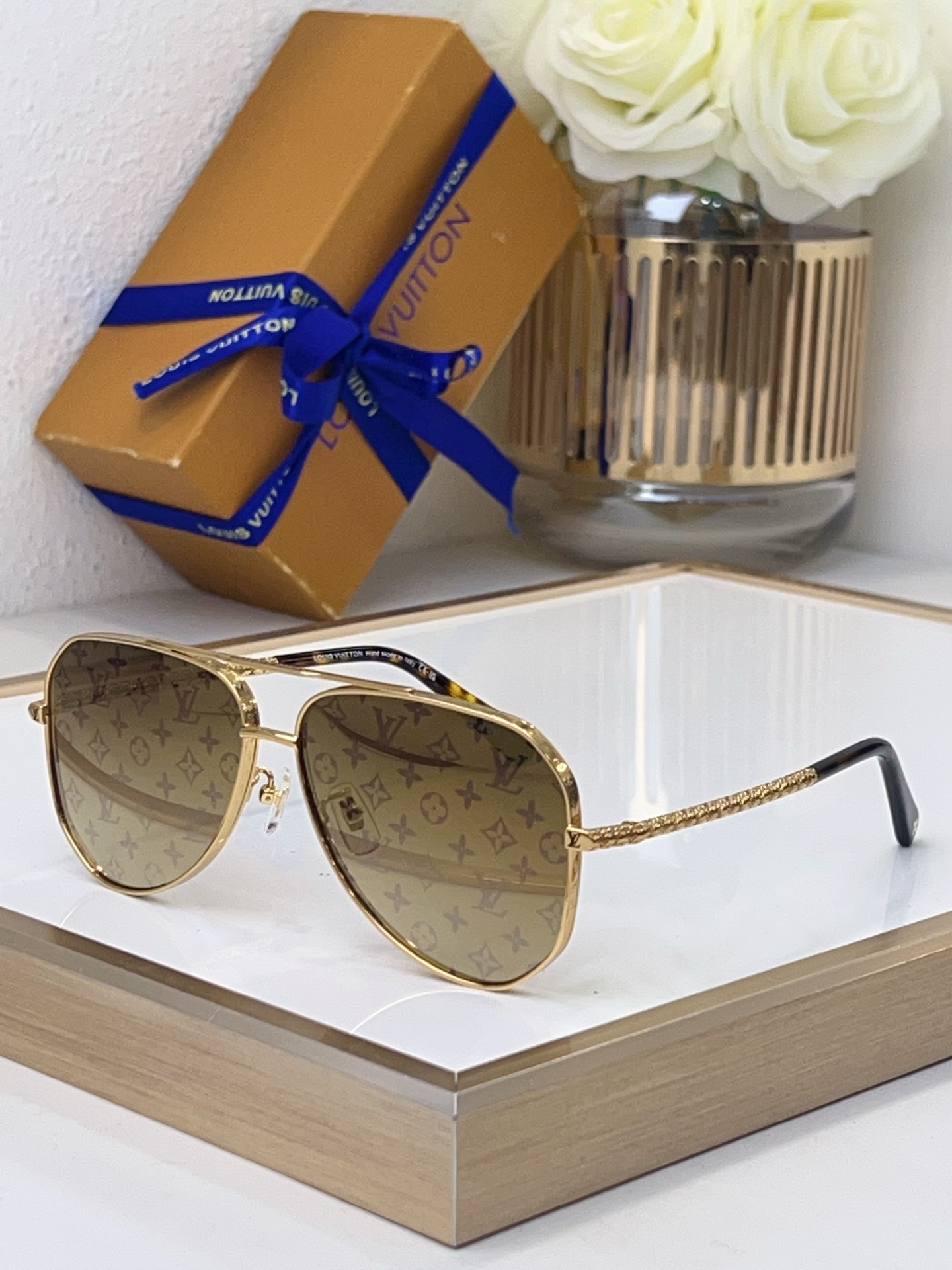 Louis Vuitton Z2180E Monogram Aviator Sunglasses