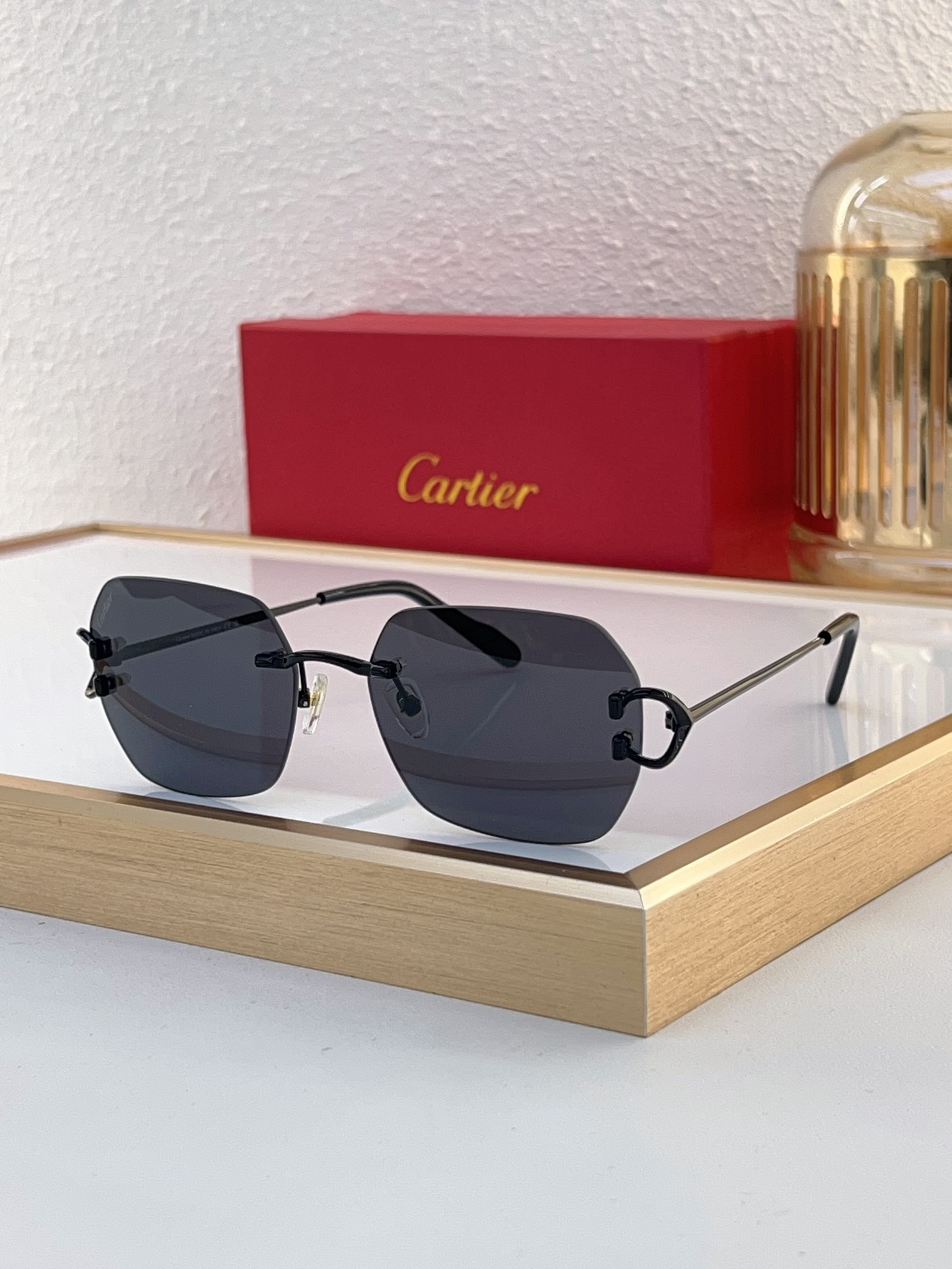 Cartier CT0416S – Elegant Gold Accent Square Sunglasses